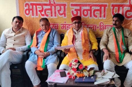 politics news-छतीसगढ़ में परिवर्तन की लहर, जनता डबल इंजन की सरकार चाहती है- उमाकांत सिंह, विधायक, चनपटिया बिहार